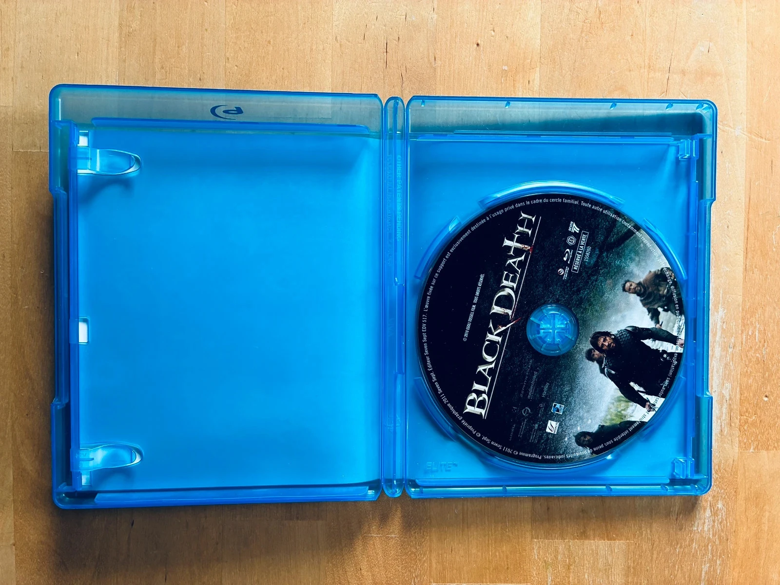 Blu-ray Morte Negra de Christopher Smith. – photo 2